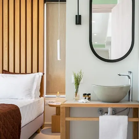Luxurious Cretan Aura With Private Heated Pool, Jacuzzi And Playroom Βίλα