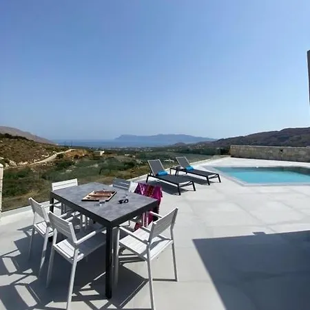 Luxurious Cretan Aura With Private Heated Pool, Jacuzzi And Playroom Βίλα